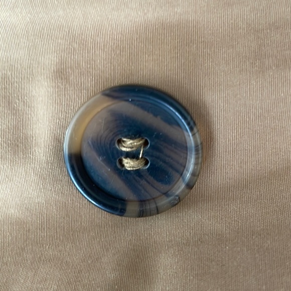 Forever 21 Tan Lightweight Double Breasted Coat - Picture 8 of 9